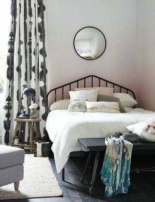 krásné ložnice-růžová-ombre