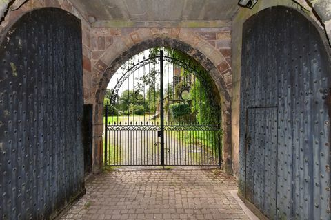 historický hrad je na prodej v Stoke on Trent