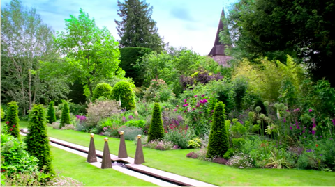 alan titchmarsh's garden at his hampshire home