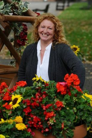 Charlie Dimmock z iniciativy Disney Children's Gardening Initiative, 2009