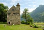 Francouzský zámek na prodej ve 14. století byl kdysi loveckou chatou krále - zámky na prodej ve Francii