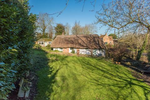 Hovel - Ludgershall - zahrada - OnTheMarket.com