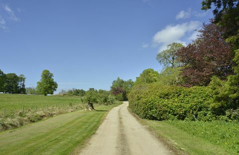 růžový hrad na prodej v Aberdeenshire