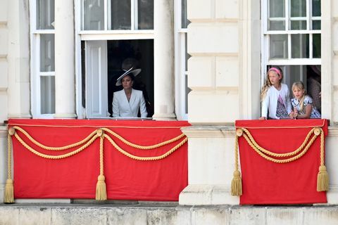 královna alžběta ii platinové jubileum 2022 trooping the color