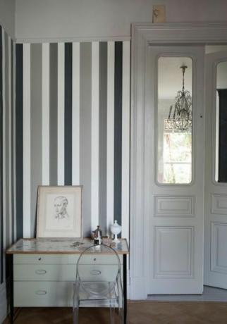 Farrow & Ball černobílé pruhy