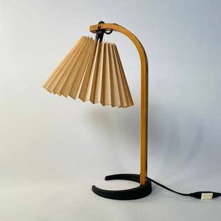 Vintage stolní lampa