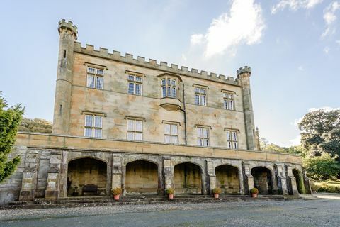 Westbury Castle, Gronant, Nr Prestatyn, Flintshire EX4