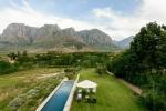 Tento Airbnb v Jižní Africe je na fungující farmě květin