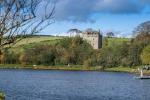 Malý hrad na prodej ve Skotsku je jednou z nejznámějších památek South Lanarkshire