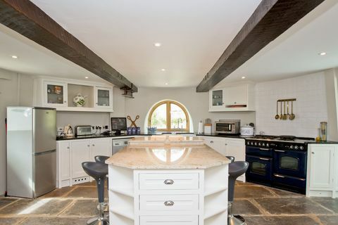 Patcham Mill - Brighton - kuchyně - Hamptons International