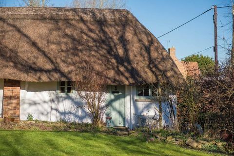 Hovel - Ludgershall - dveře - OnTheMarket.com