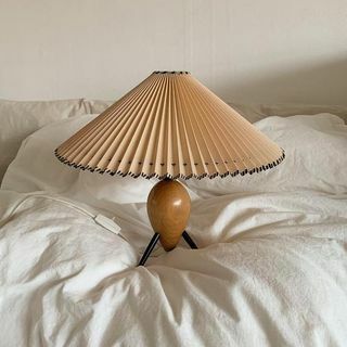 Skládaná stolní lampa ve stylu Art Deco