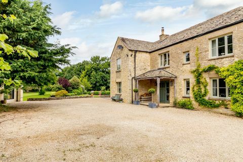 krásný venkovský dům na prodej ve Wiltshire