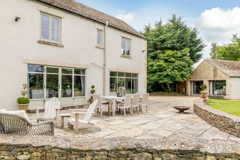 krásný venkovský dům na prodej ve Wiltshire