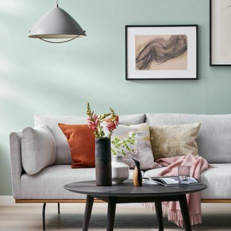 moderní obývací pokoj s šedou pohovkou, john lewis