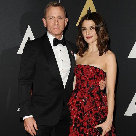 herec daniel craig a herečka rachel weisz se účastní 7. ročníku udílení cen guvernérů v sále ray dolby v hollywoodské vysočině