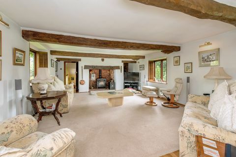 Combe Florey - Taunton - Somerset - chata - obývací pokoj - OnTheMarket.com