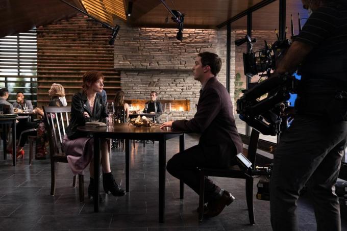 anya taylor joy a Nicholas hoult na natáčení filmu menu foto od erica zachanowicha s laskavým svolením světlometů obrázky © 2022 20th century studios všechna práva vyhrazena