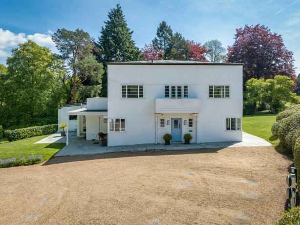 Dům ve stylu art deco 30. let v Surrey