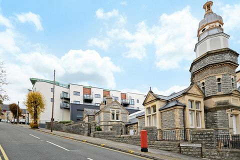 Byt Balmoral Quays v Penarthu, pobřežním městě ve Vale Of Glamorgan ve Walesu, je v prodeji