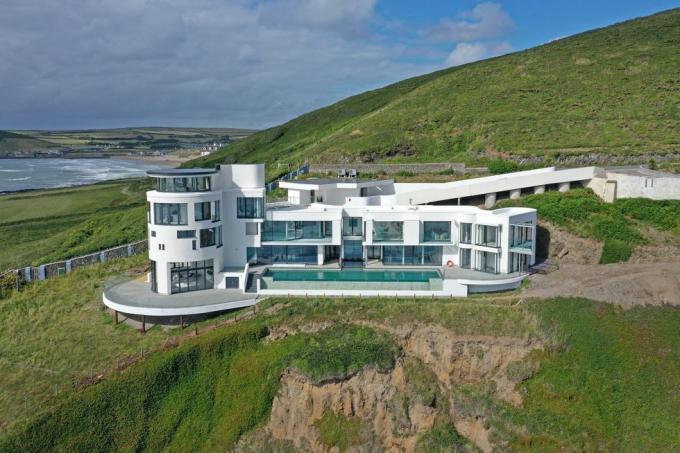 maják grand designs, chesil cliff house v croyde, devon, na prodej