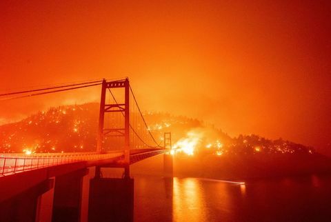 západní pobřeží požáry obrázky