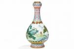 Čínská váza nalezená v podkroví prodává za Sothebyho aukci 14 milionů liber