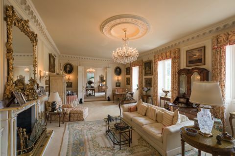 St John's Manor Estate - Jersey - obývací pokoj - Savills