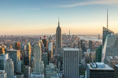 budova impéria a panorama Manhattanu, new york, usa