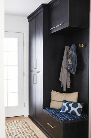 mudroom