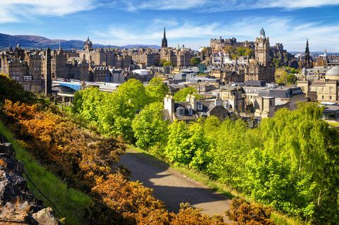 Pohled na historické Edinburgh z Calton Hill, Skotsko, Velká Británie