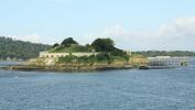 Historická ostrovní pevnost Drakeův ostrov na prodej v Devonu za 6 milionů liber