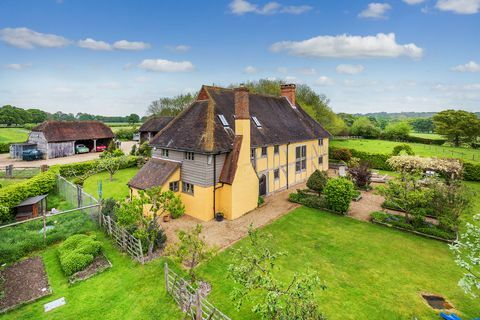 Malebná chata uvedená na seznamu II. Třídy, Froggats Cottage, v Surrey, která vystupovala na nedávné epizodě Útěku do země BBC, je nyní na trhu za 1,6 milionu liber. 