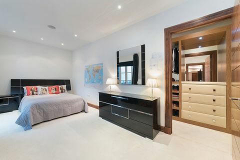 Apartmán Winston Churcill Eccleston Square s ložnicí - Savills