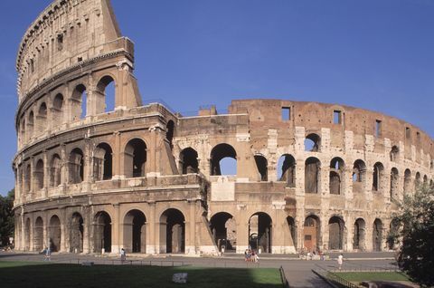 římské koloseum před restaurováním